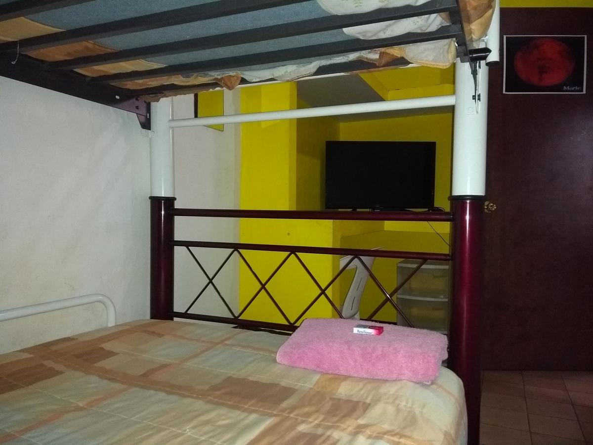 Hostal Casa Anita 과달라하라 외부 사진