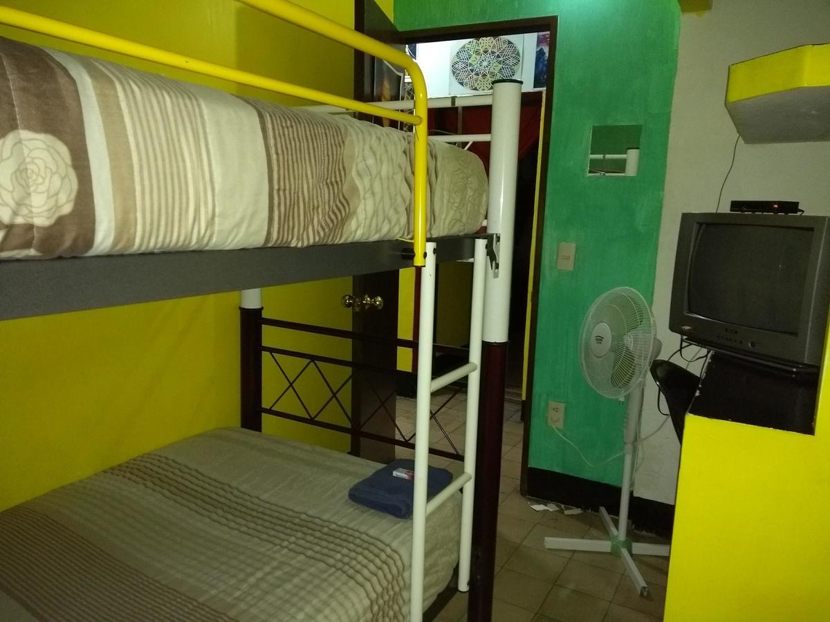 Hostal Casa Anita 과달라하라 외부 사진